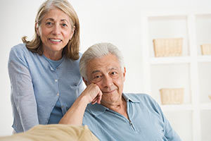 Senior couple after having sent their testimonial and reference to Imagine Insurance Advisors.
